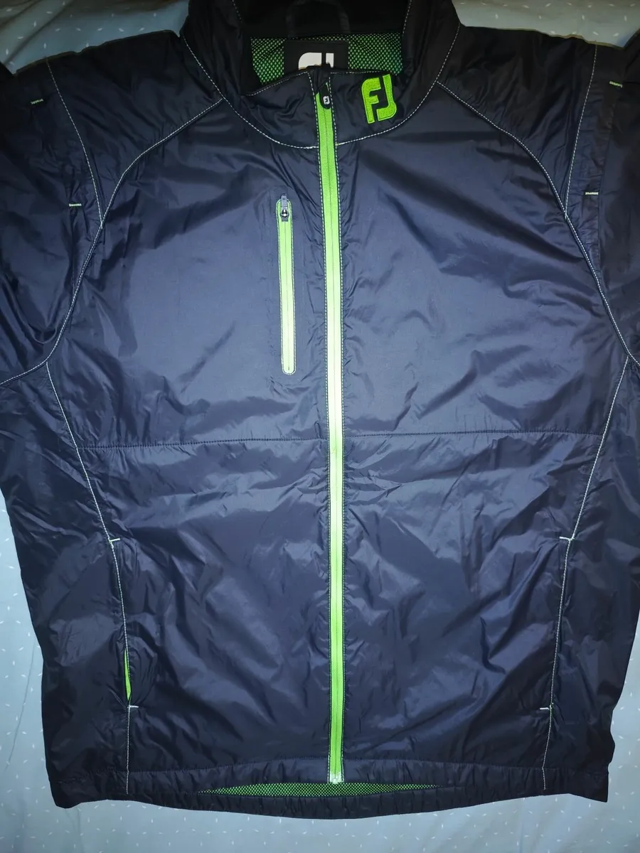 XL Men's Footjoy Rain Jacket (Black/Green) - Image 3