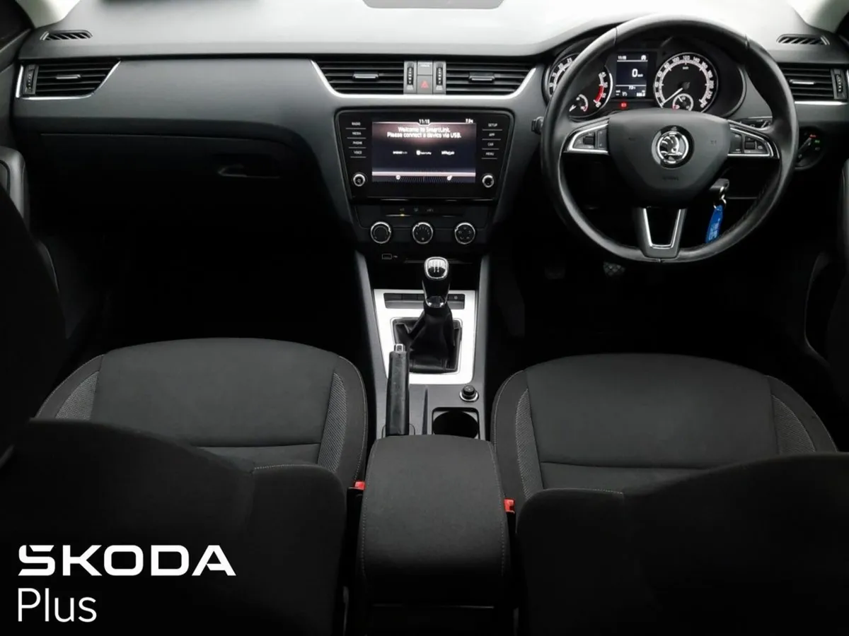 Skoda Octavia **TINY MILEAGE**AMBITION 1.6TDI 115H - Image 2
