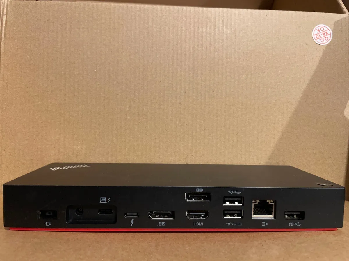 Lenovo Thunderbolt 4 Docking station w/300w AC p/s - Image 4