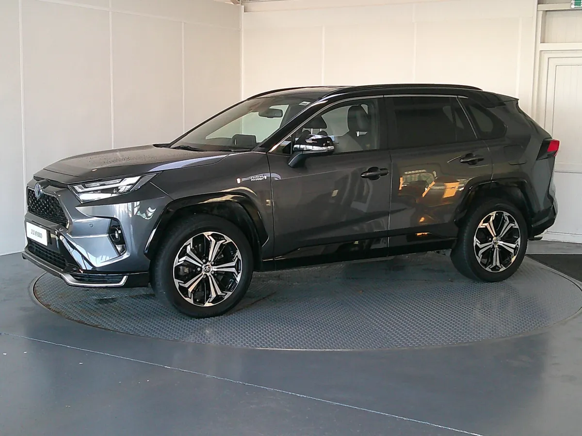 Toyota RAV4 2023 - Image 3