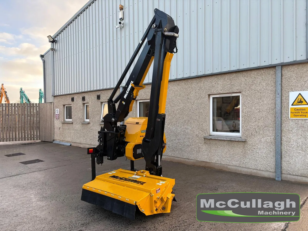 Used McConnel PA6070 VFR Hedgecutter - Image 2