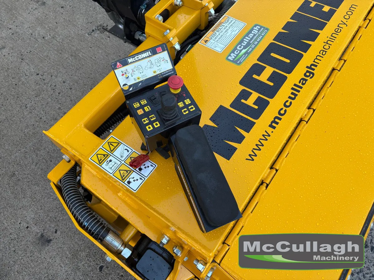 Used McConnel PA6070 VFR Hedgecutter - Image 4