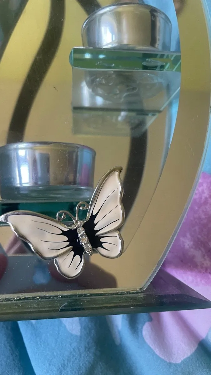 New tealight holder with butterfly - Image 2