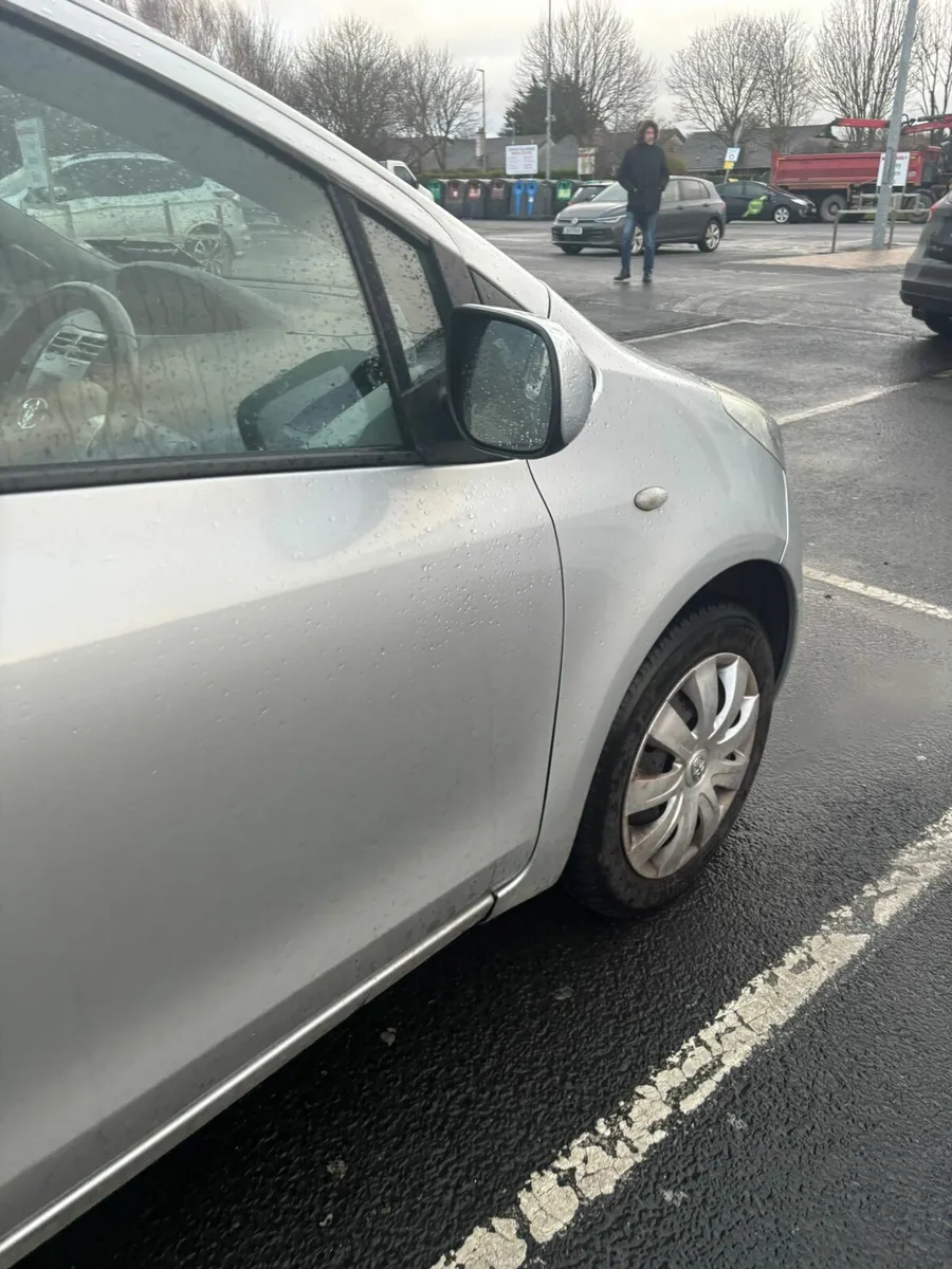 Toyota Yaris Auto 2008 - Image 4