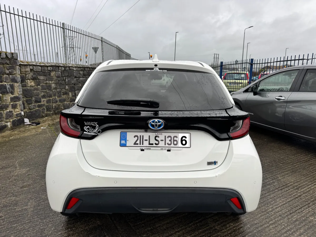 Toyota Yaris 2021 - Image 4