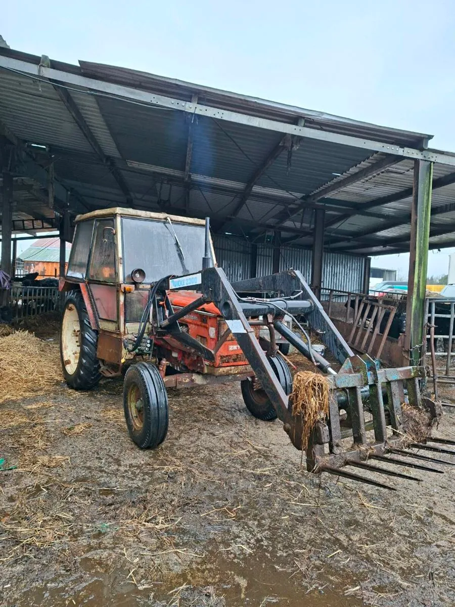 ZETOR 6718 WITH QUICKE LOADER - Image 1