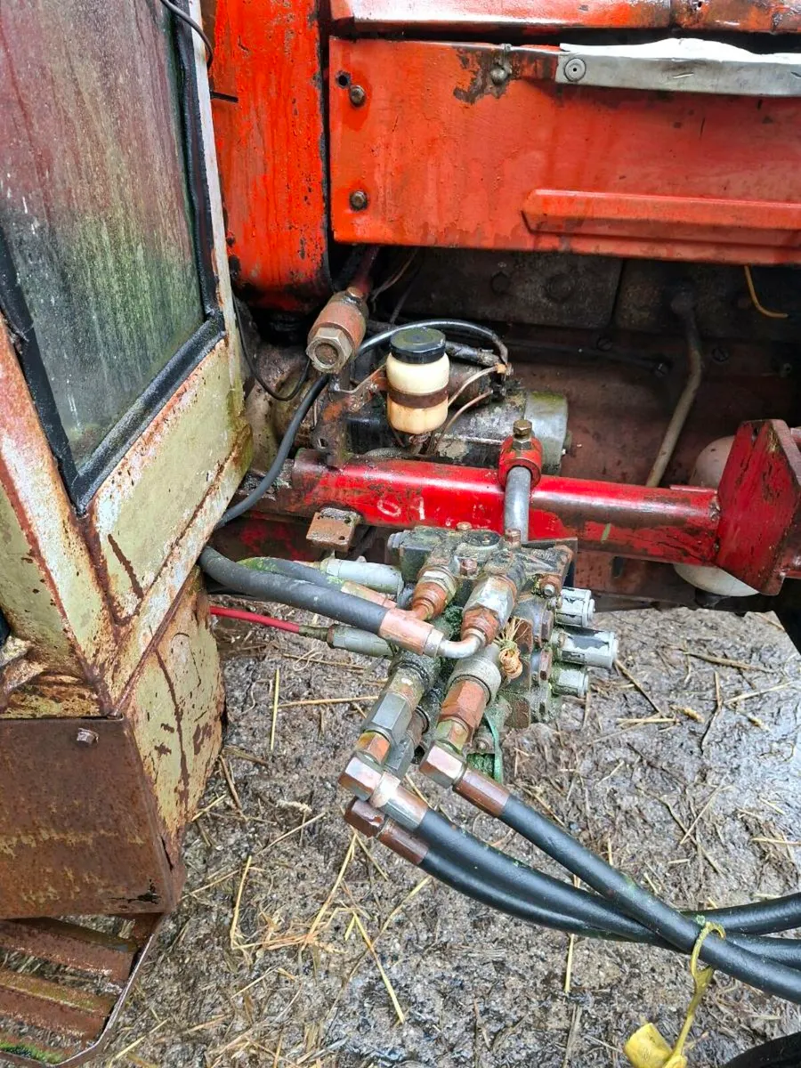 ZETOR 6718 WITH QUICKE LOADER - Image 4