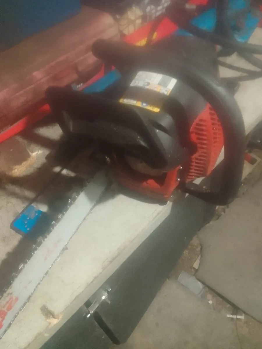 Chainsaw - Image 3