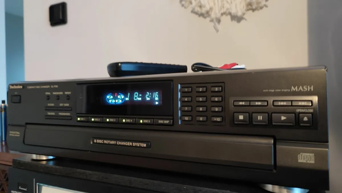 Technics SL-PD8, 5 Cd Changer. VGC. Cleaned.Remote - Image 3