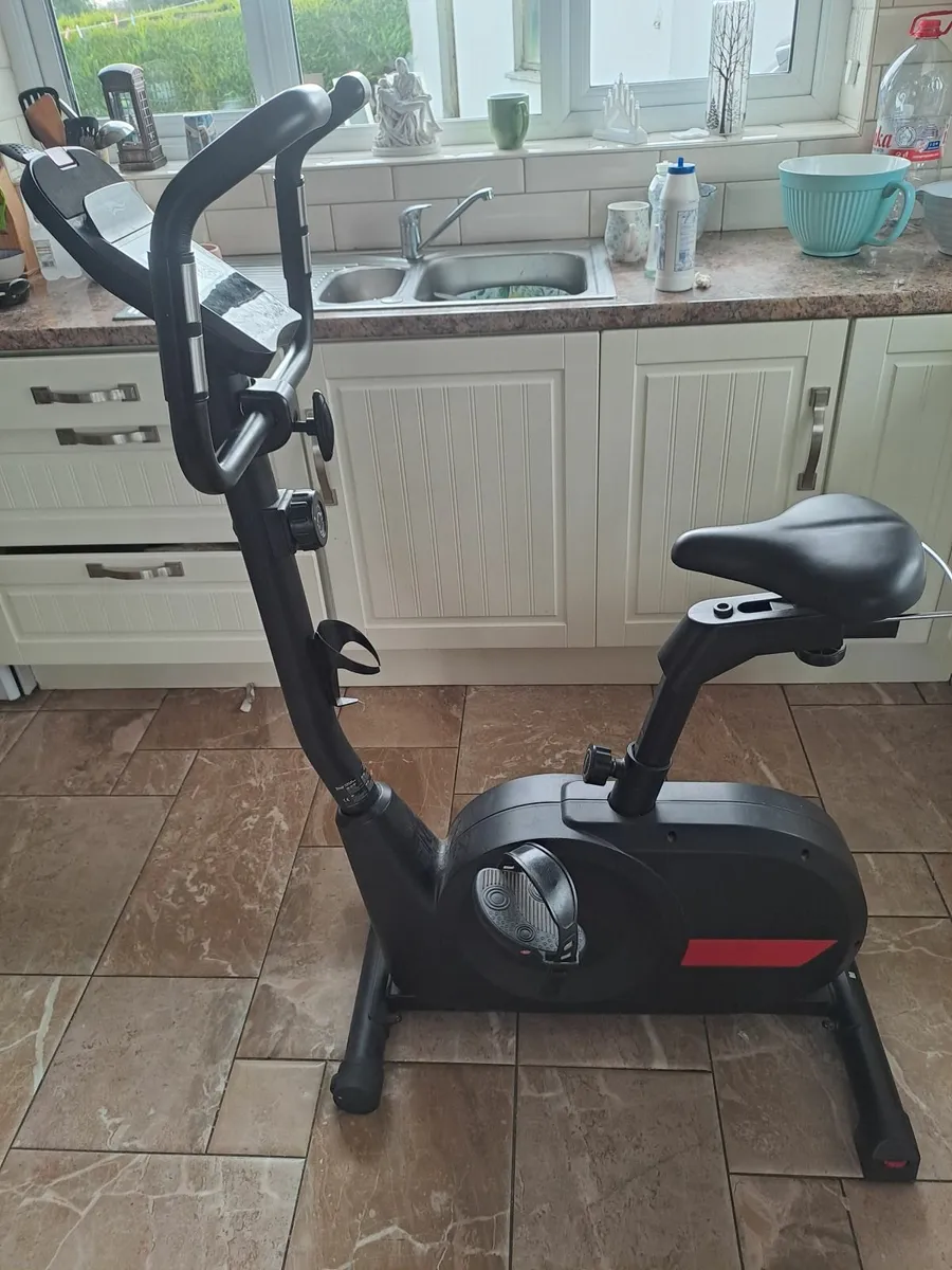 Exercises bike - Image 3
