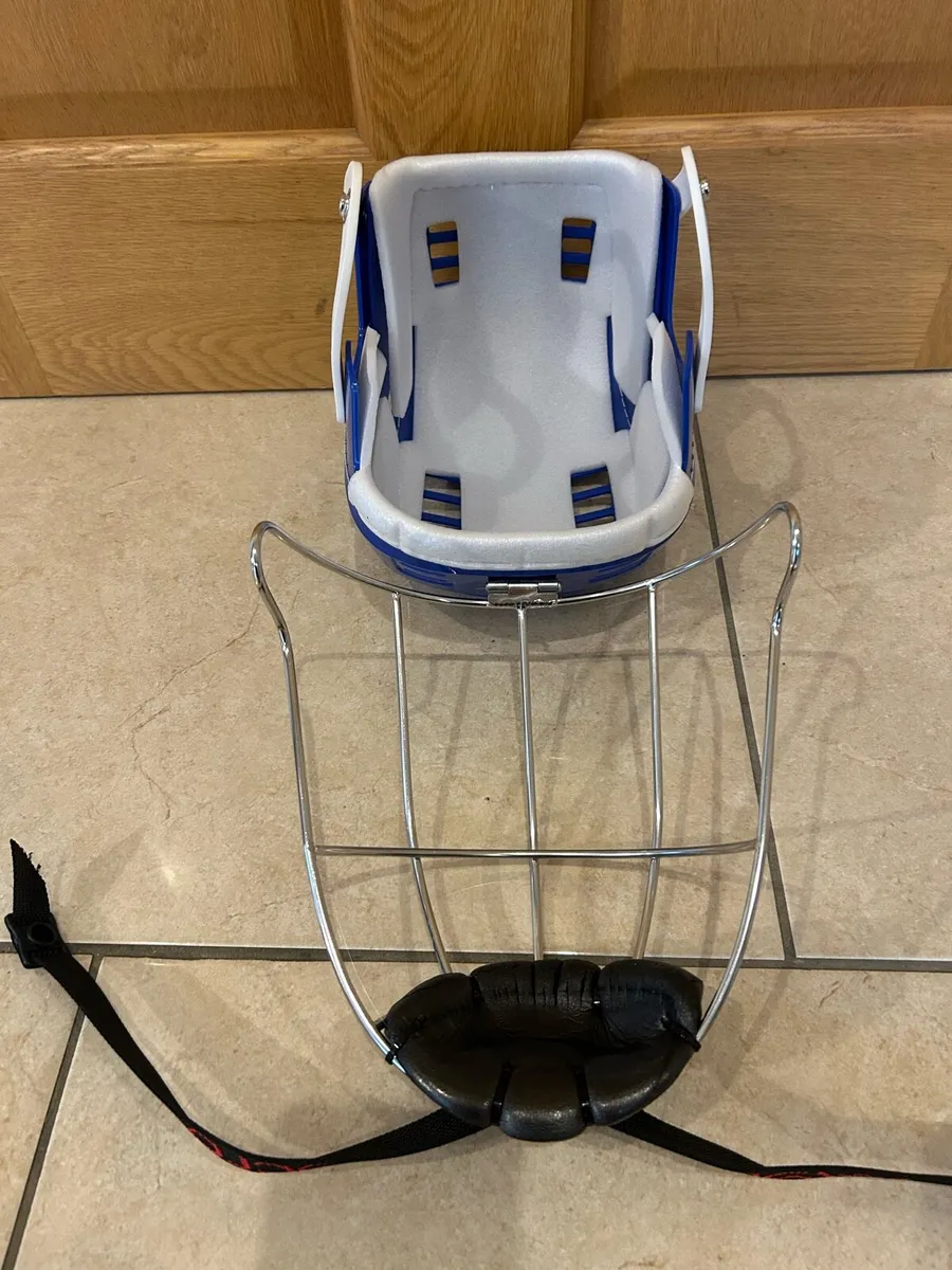 Hurling Helmet - Image 4