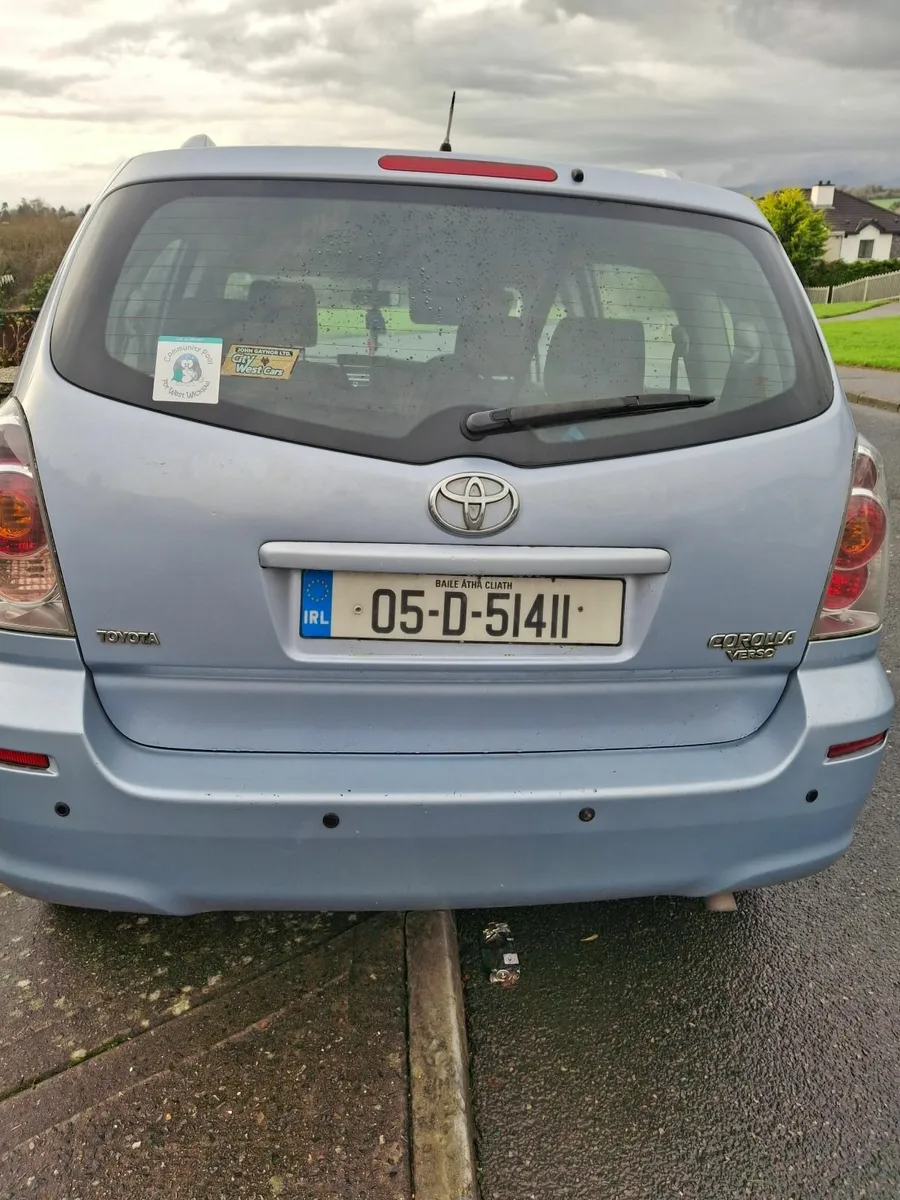 Toyota Corolla 2005 - Image 2