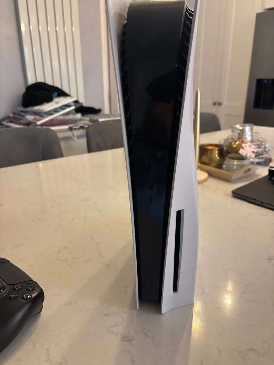 PlayStation 5 - Image 2