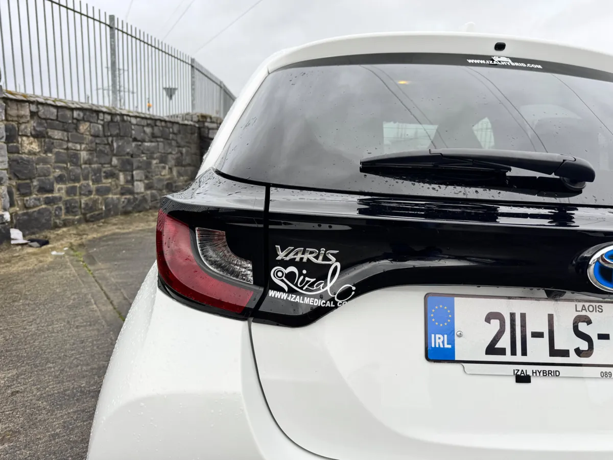 Toyota Yaris 2021 Hybrid 1.5 - Image 4