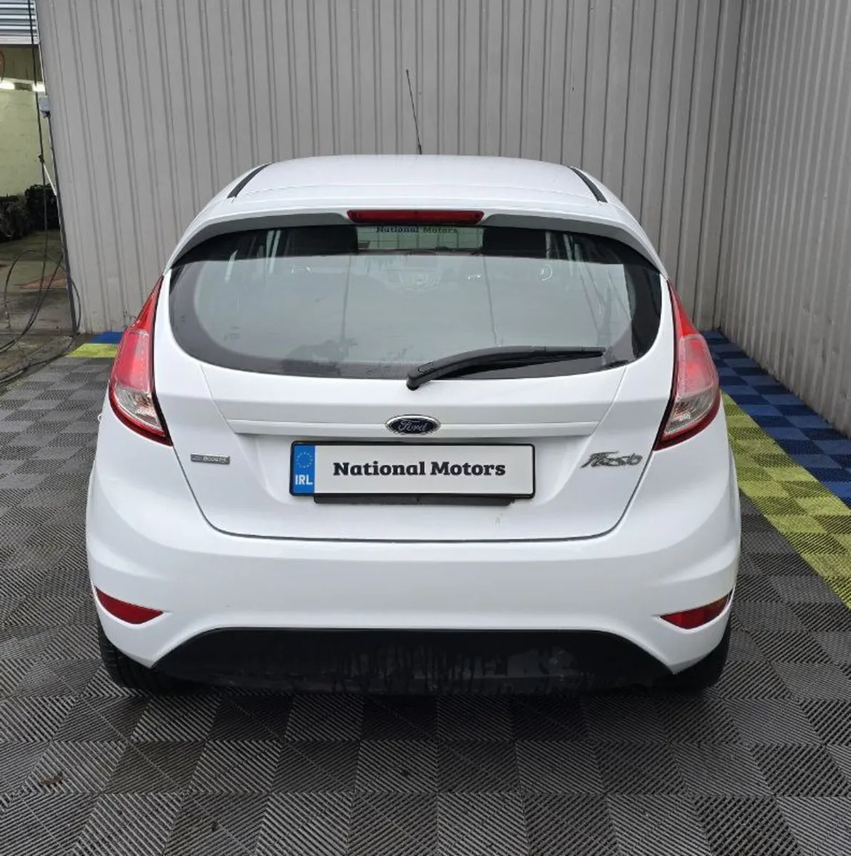2016 Ford Fiesta 1.0 Petrol ZETEC - Image 3