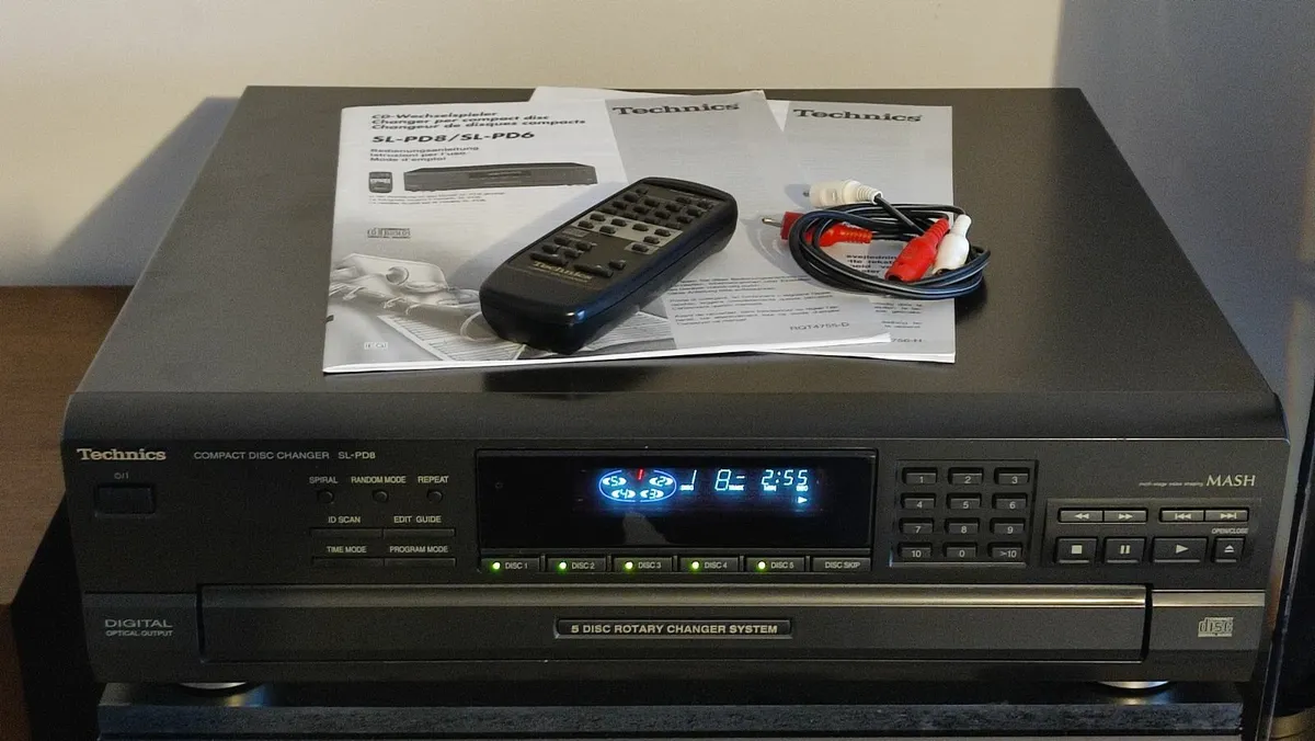 Technics SL-PD8, 5 Cd Changer. VGC. Cleaned.Remote - Image 1