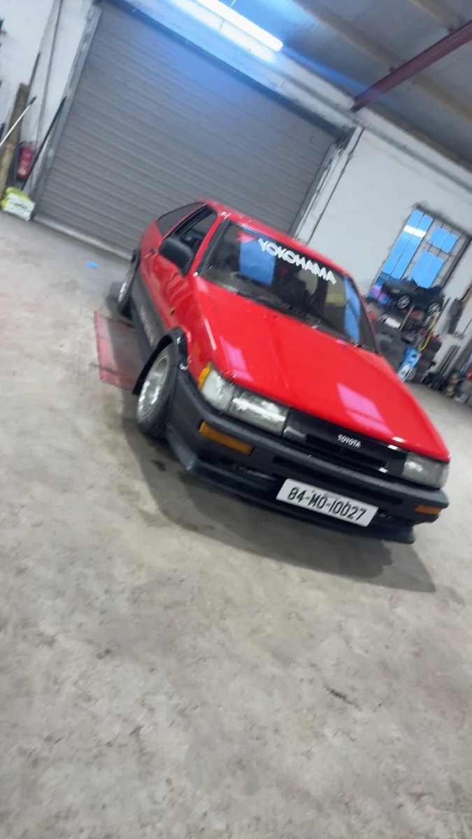 Toyota Corolla 1984 - Image 2