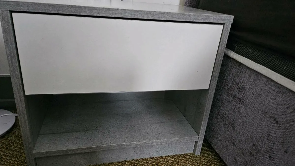 Bedside lockers - Image 2