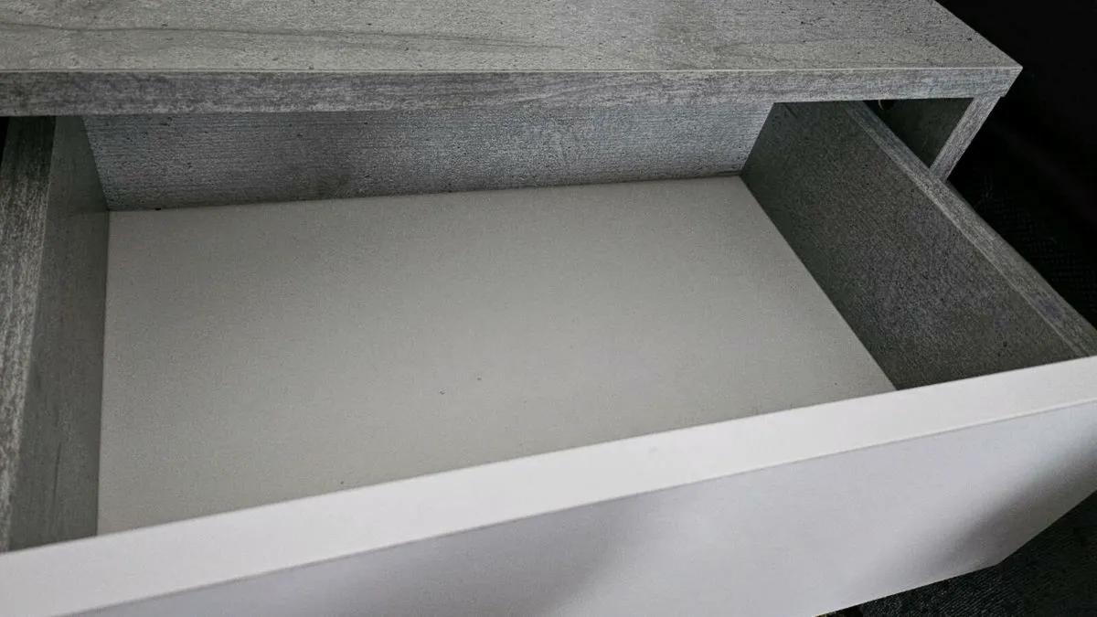 Bedside lockers - Image 3