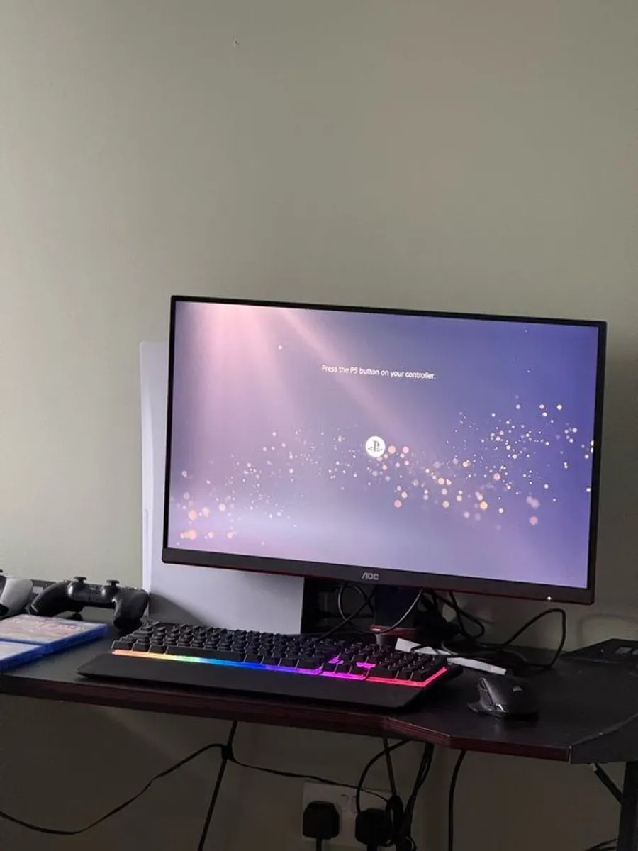 PS5 Disc Edition 1tb + Gaming Bundle - Image 2