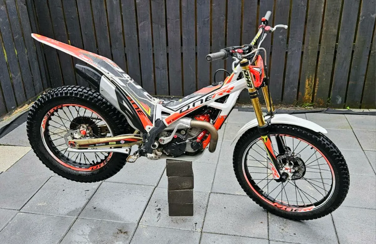 2023 Trs 300rr trials bike not beta gasgas - Image 1