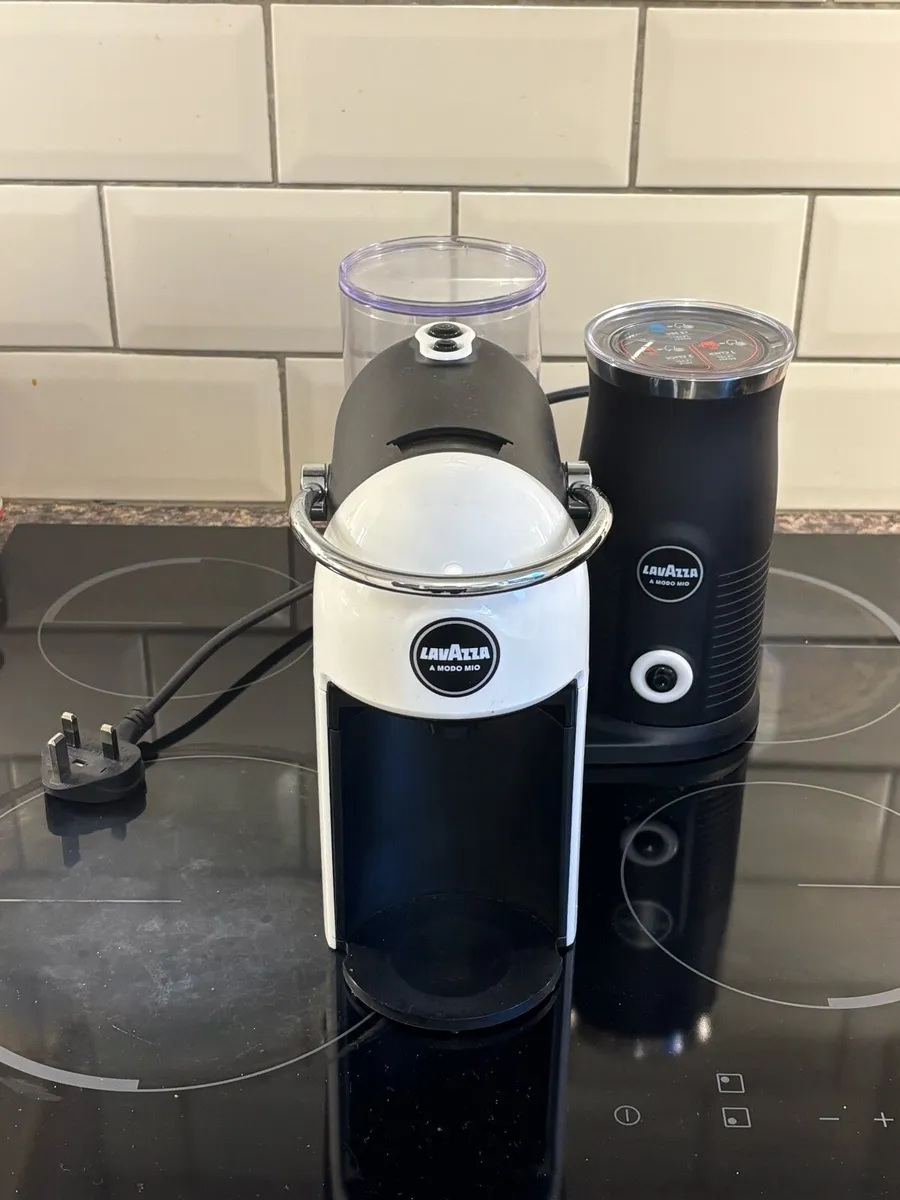 Lavazza Modo Mio Espresso Machine - Image 1
