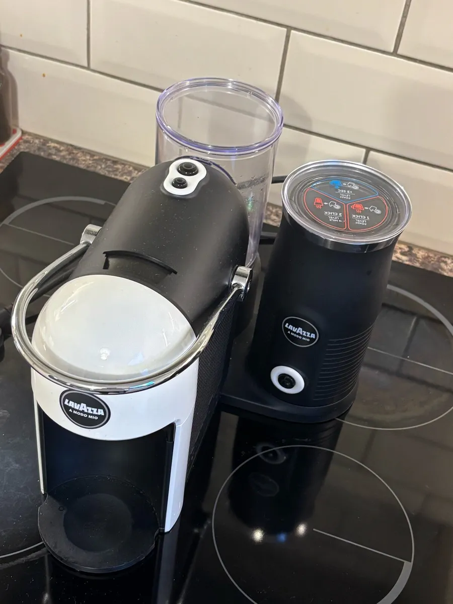 Lavazza Modo Mio Espresso Machine - Image 2