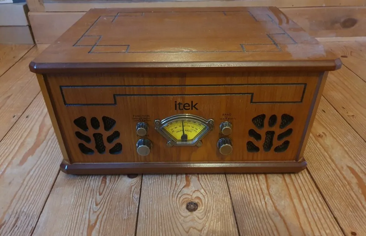 record  CD radio  player - Image 3