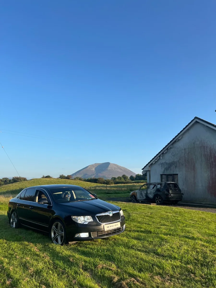 Skoda superb - Image 2