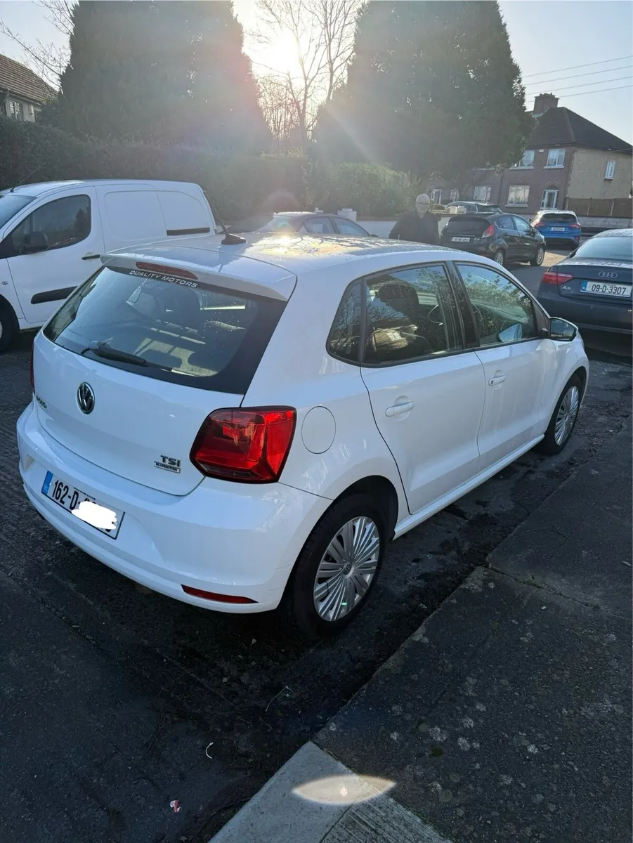 162 VW Polo Automatic - Image 2