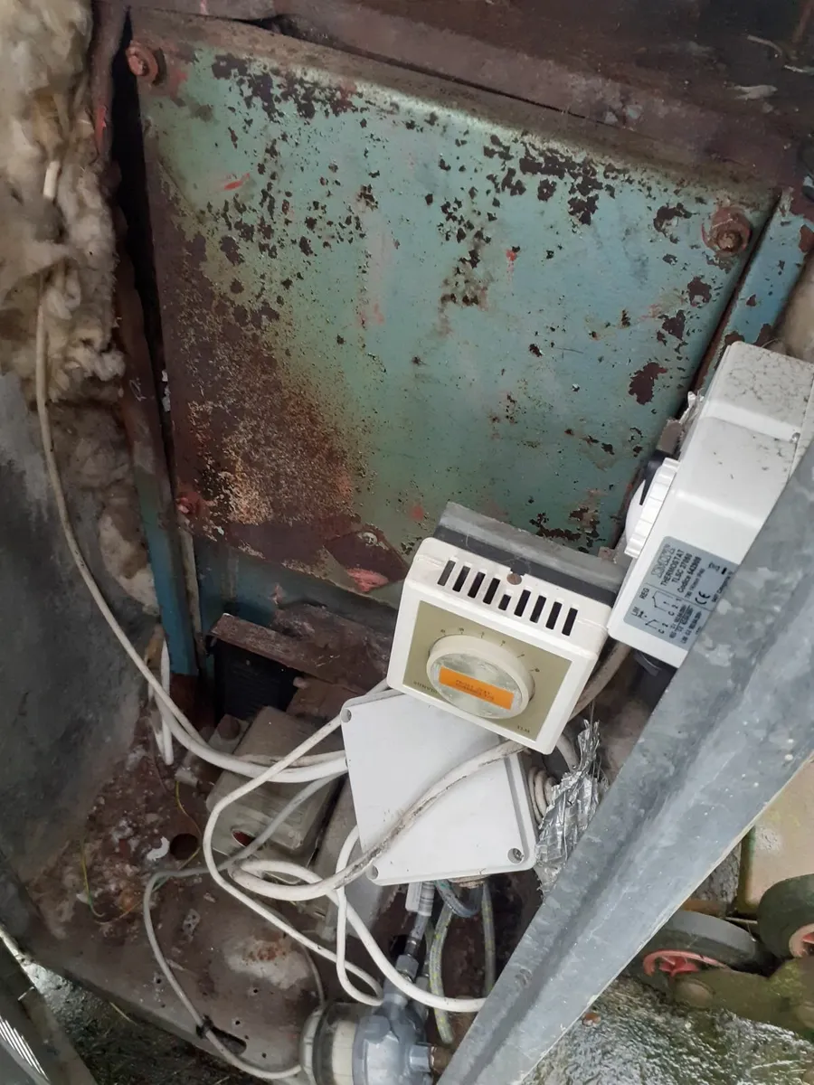 Oil burner - Image 2