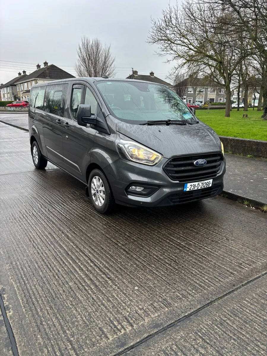 Ford transit custom 2.0 auto taxi - Image 2