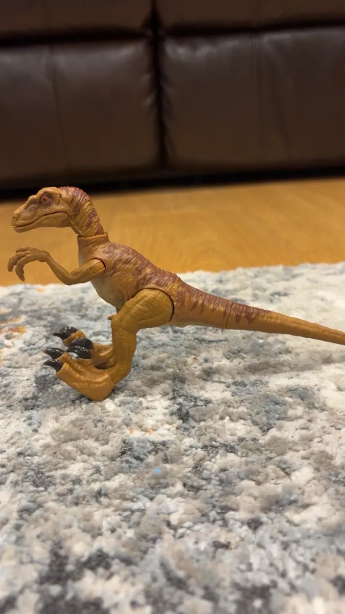 Dinosaur Figure Bundle x10 – Mixed Species Toy Lot - Image 2