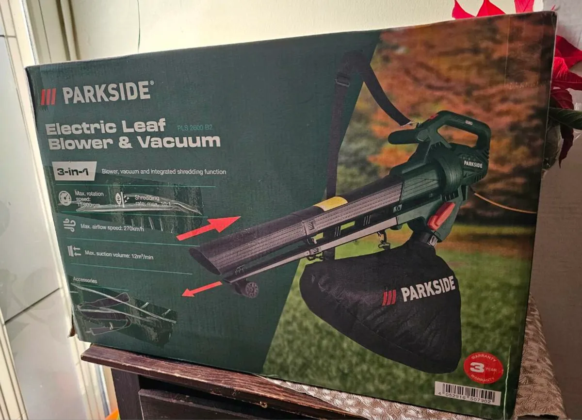 Parkside 3-in-1 Electric Leaf Blower, Vacuum & Shr - Image 4