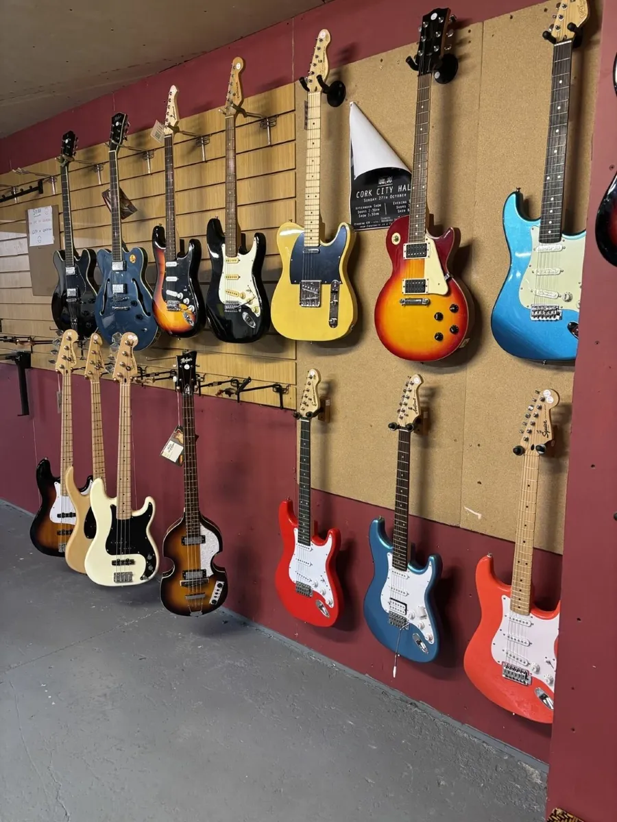Electric & Bass Guitars for Sale in Cork - Image 2