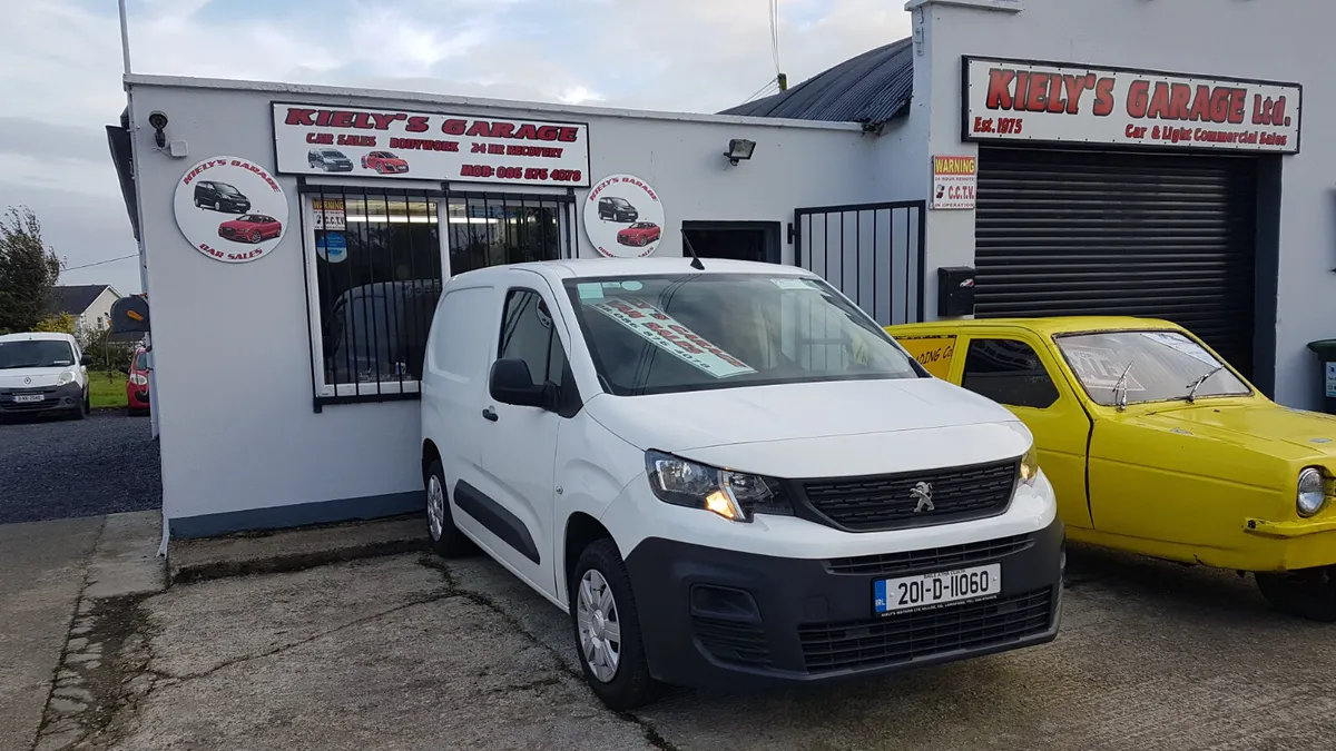 Peugeot Partner 201D MINT VAN VAT INVOICE - Image 1