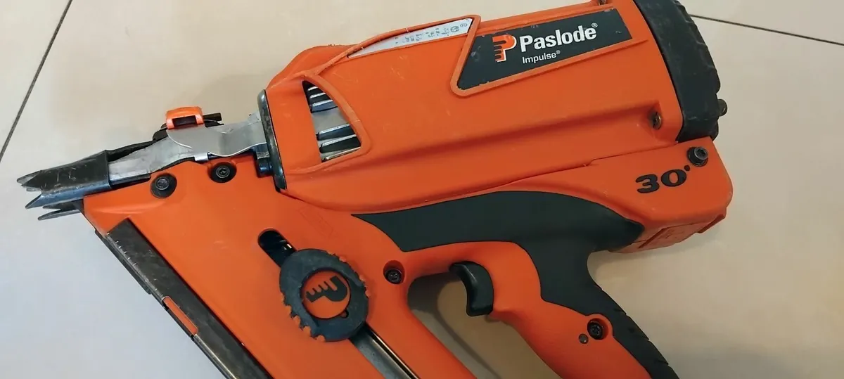 Paslode IM350+ Lithium Nailer "Fully Serviced" - Image 4