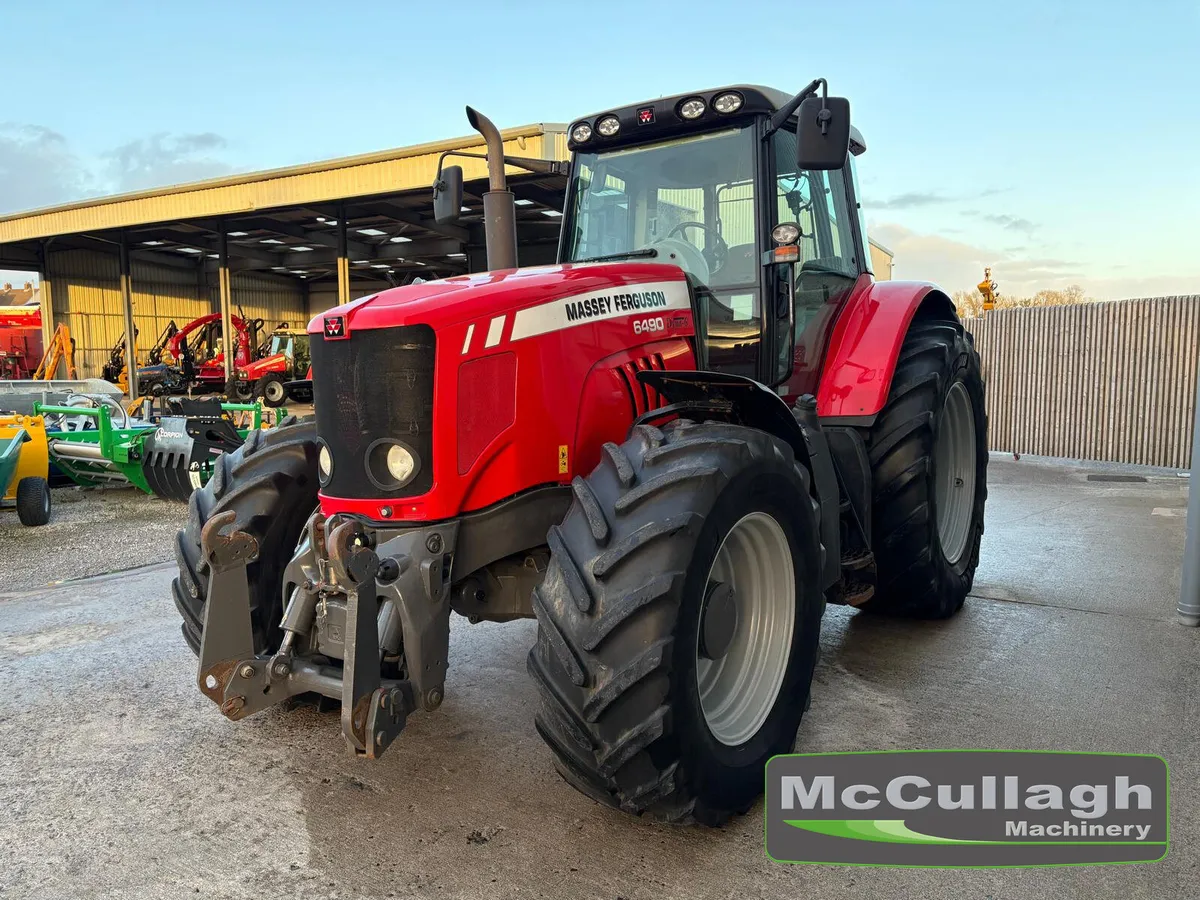 2011 Massey Ferguson 6490 Dyna 6 - Image 2