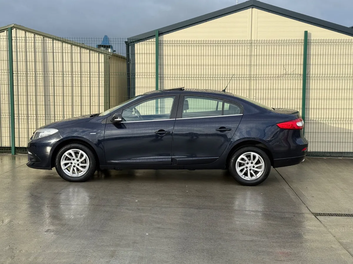 Fluence Limited 161 127kms!!! - Image 2