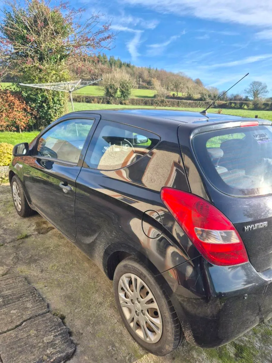 Hyundai i20 2009 - Image 3