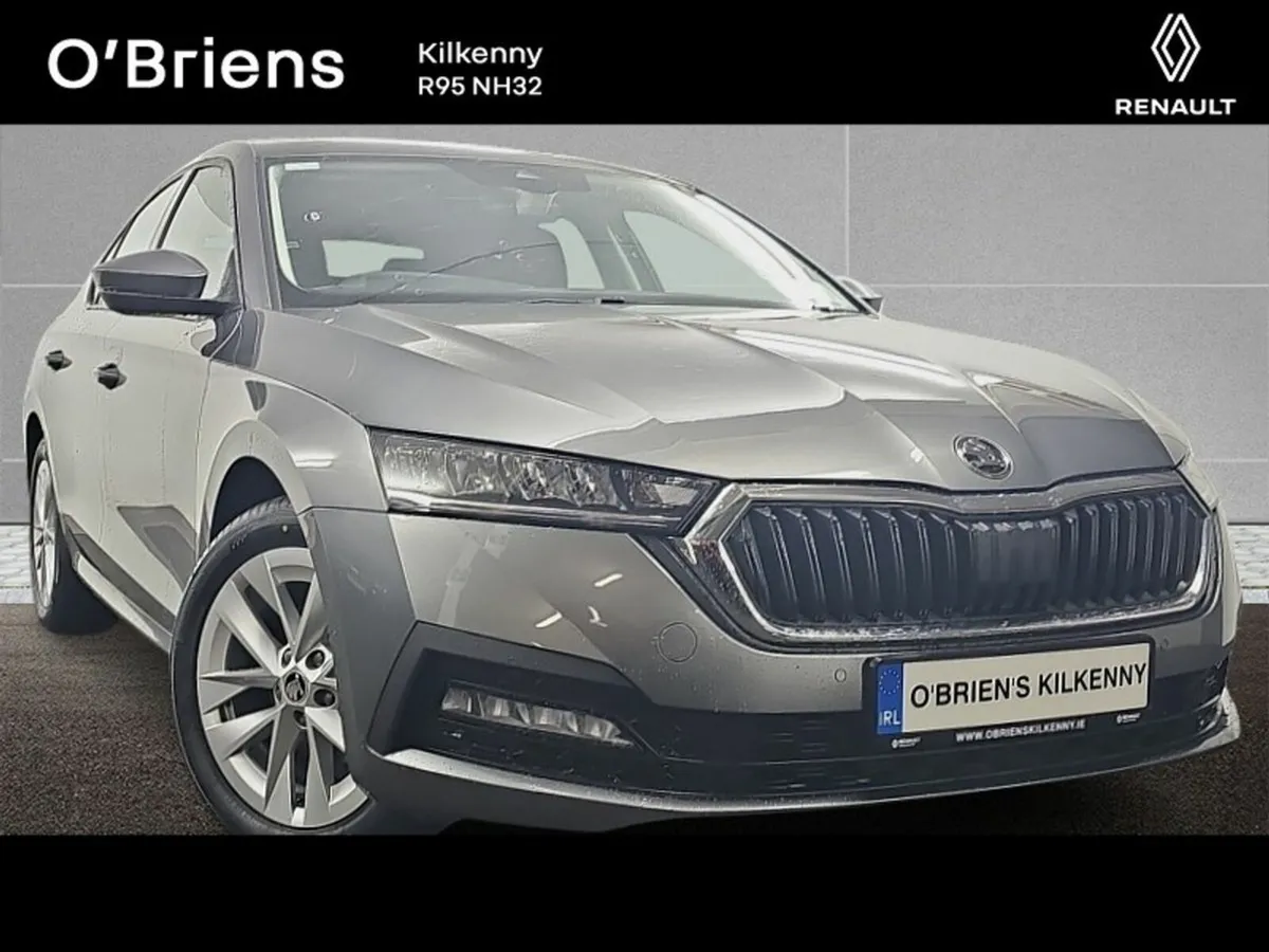 Skoda Octavia AMBITION 2.0 TDI 115 BHP 4DR *1 OWNE - Image 1