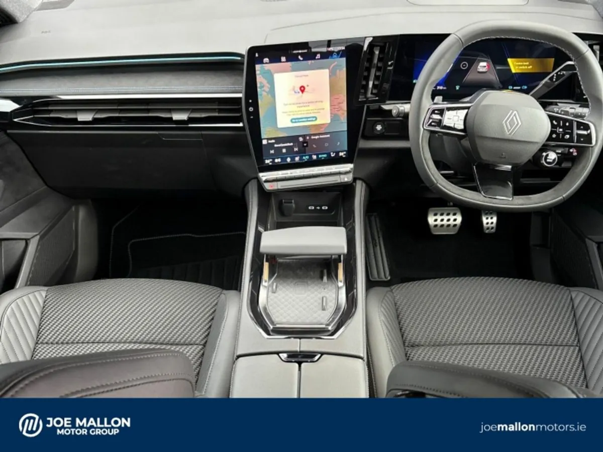Renault Austral techno esprit Alpine E-Tech 200 Au - Image 4