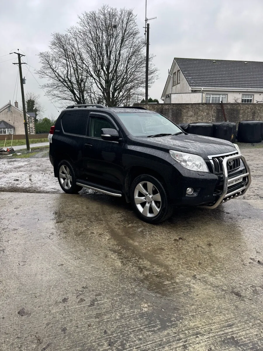 Toyota Land Cruiser - Image 3