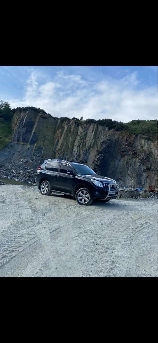 Toyota Land Cruiser - Image 4