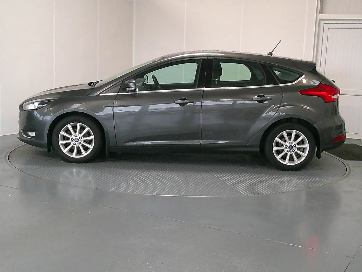 Ford Focus 2017 - Image 4