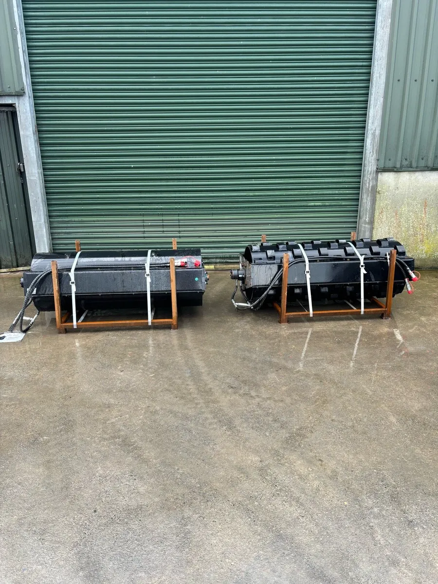Skidsteer vibrating rollers - Image 1