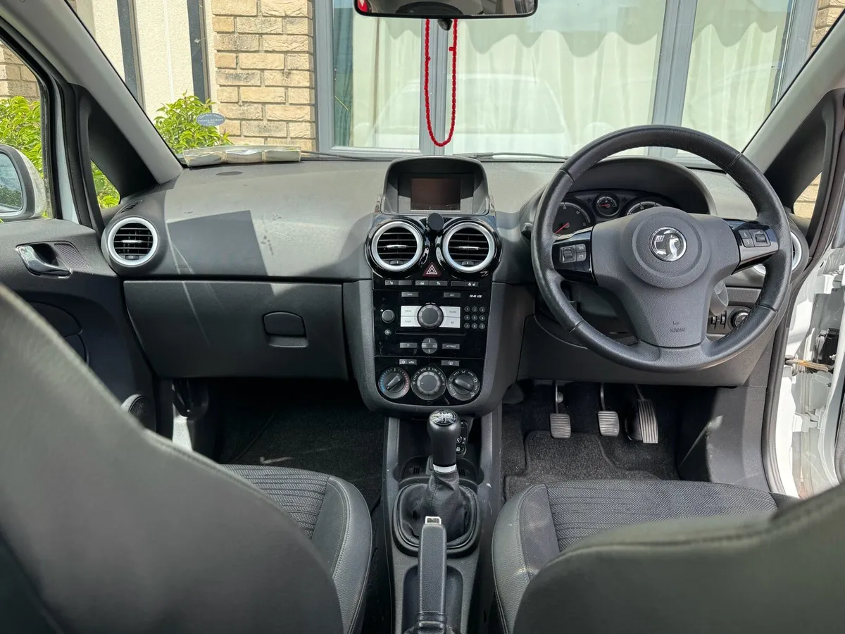 2014 Vauxhall Corsa - Image 3
