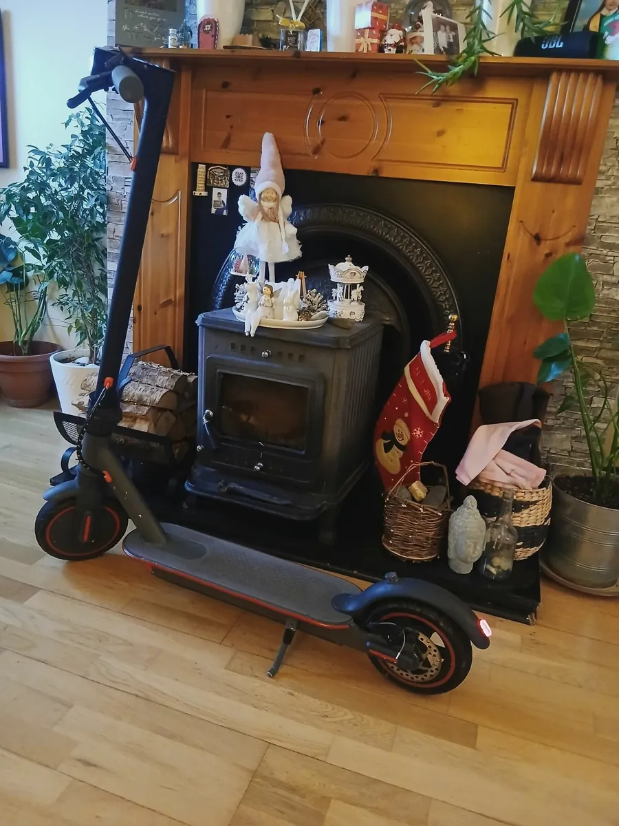 Electric scooter - Image 3