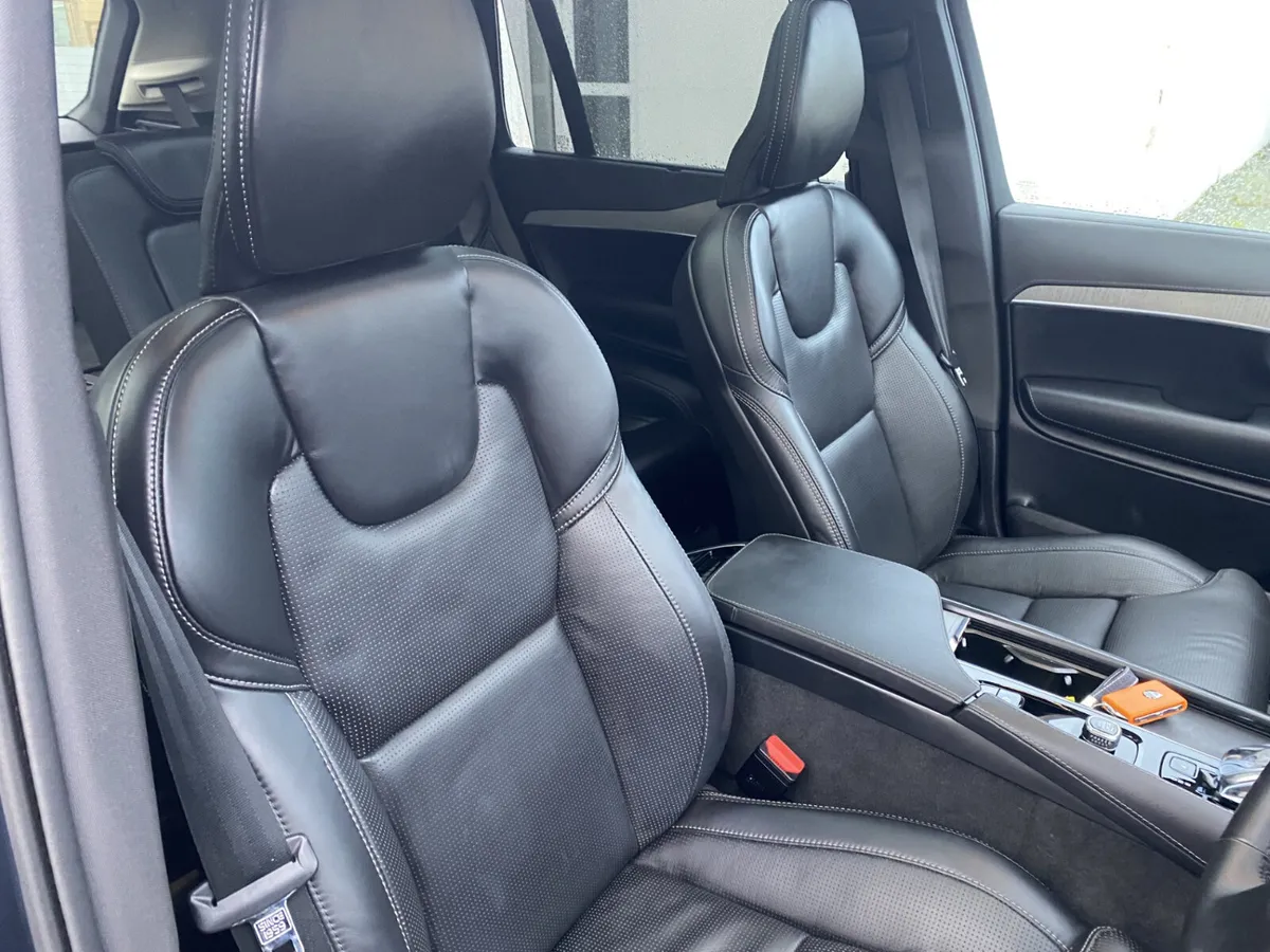 2024 VOLVO XC90 + EDITION T8 PHEV AW PLUS AWD - Image 2