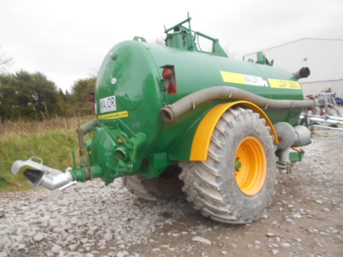MAJOR 2600 LPG TANKER, SELF FILL, 2008 - Image 3